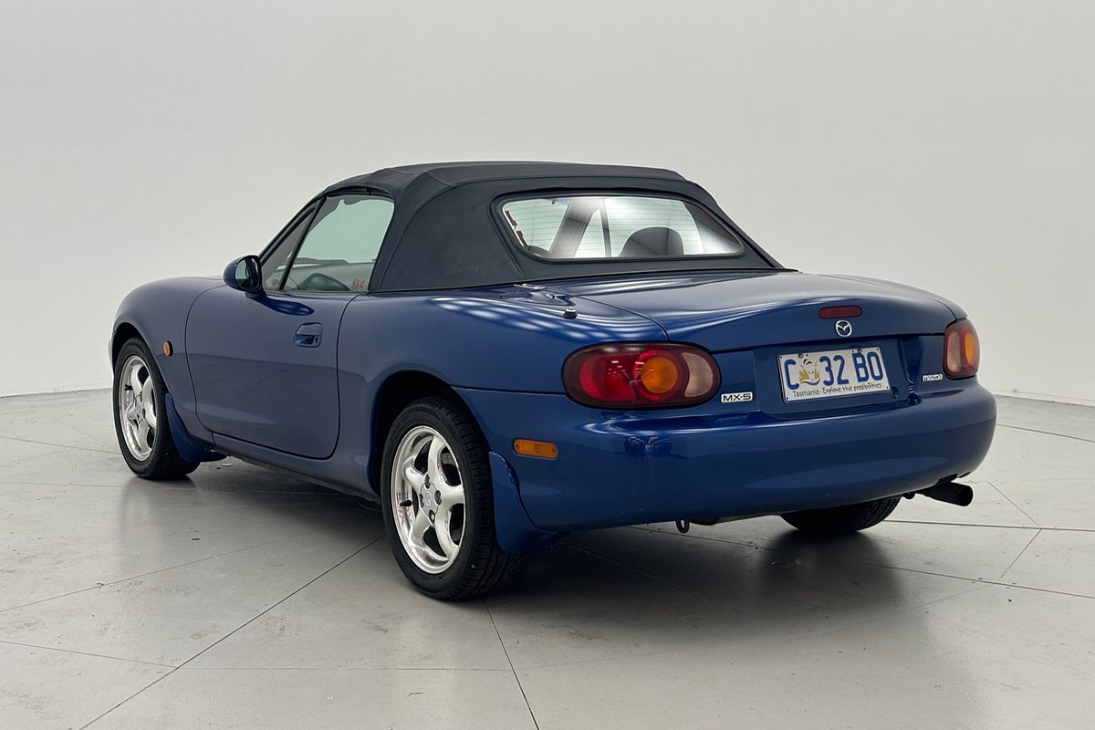 1999 Mazda MX-5 LIMITED EDITION 6 SP MANUAL 2D CONVERTIBLE 4CYL
