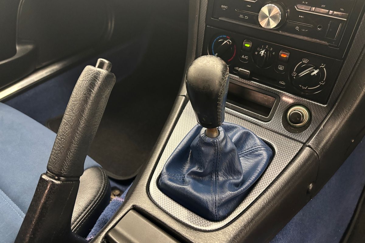 1999 Mazda MX-5 LIMITED EDITION 6 SP MANUAL 2D CONVERTIBLE 4CYL