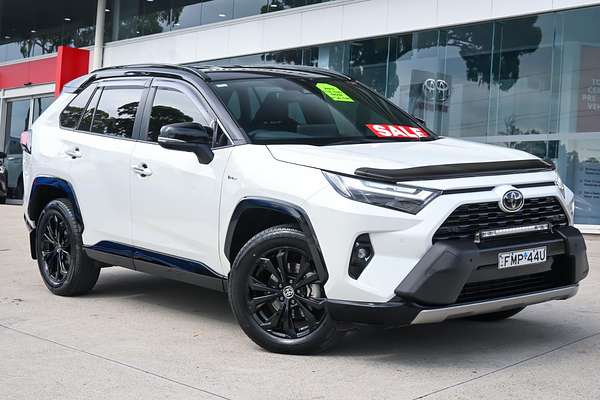 2024 Toyota RAV4 XSE AXAH52R