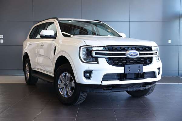 2024 Ford Everest Ambiente 2.0L