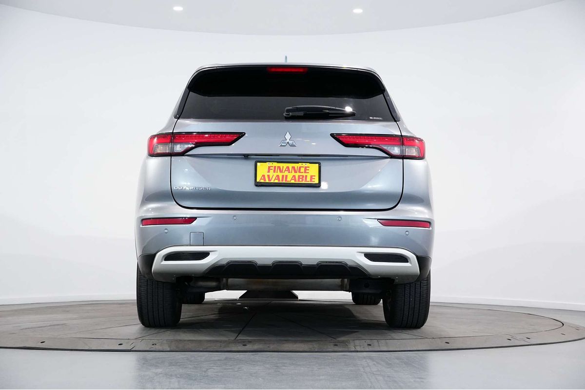 2022 Mitsubishi Outlander LS ZM