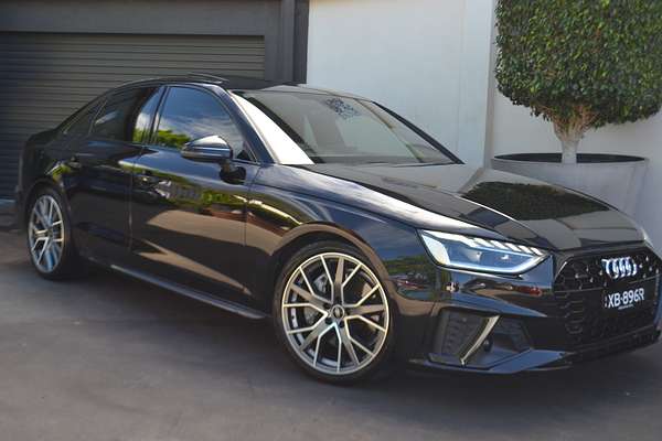 2021 Audi A4 45 TFSI S line B9