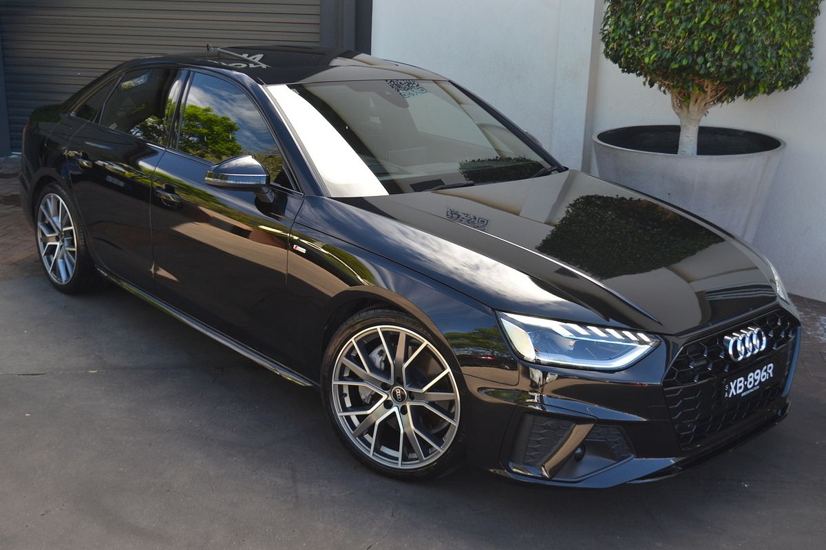 2021 Audi A4 45 TFSI S line B9