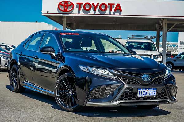 2021 Toyota Camry SX AXVH70R