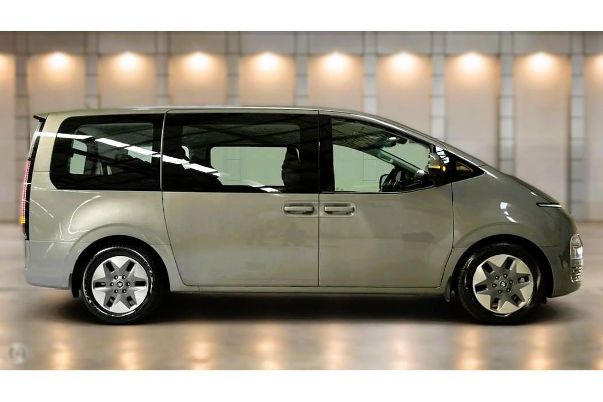 2022 Hyundai STARIA US4.V1