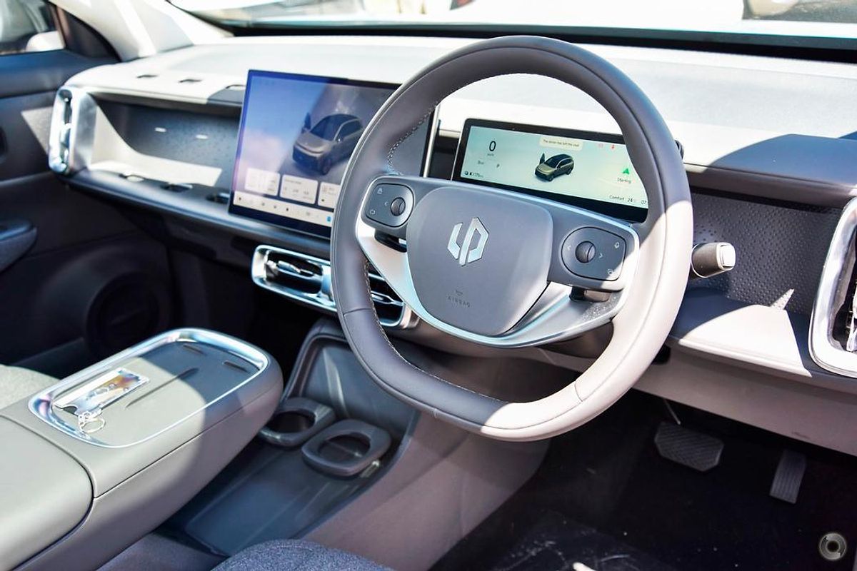 2025 Leapmotor B10 Style A12