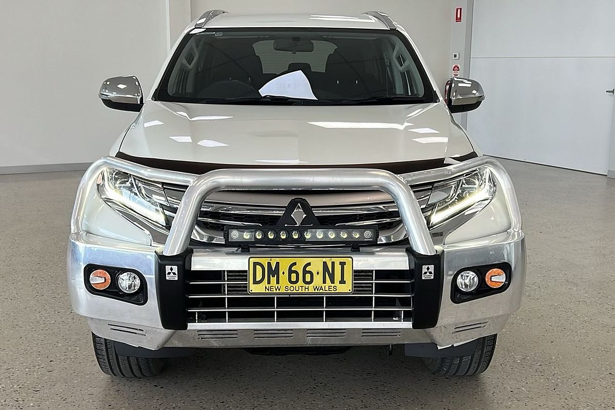 2017 Mitsubishi Pajero Sport GLX QE