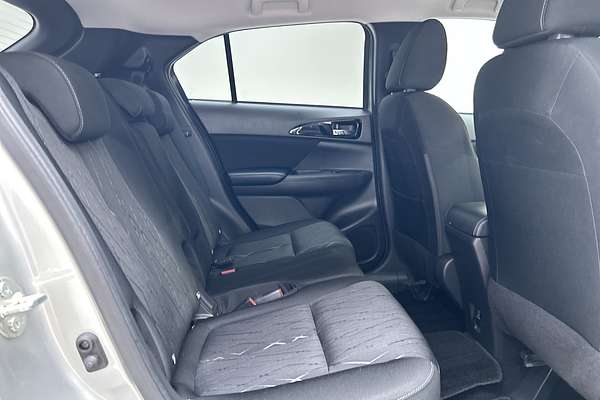 2020 Mitsubishi Eclipse Cross LS YB thumb-11