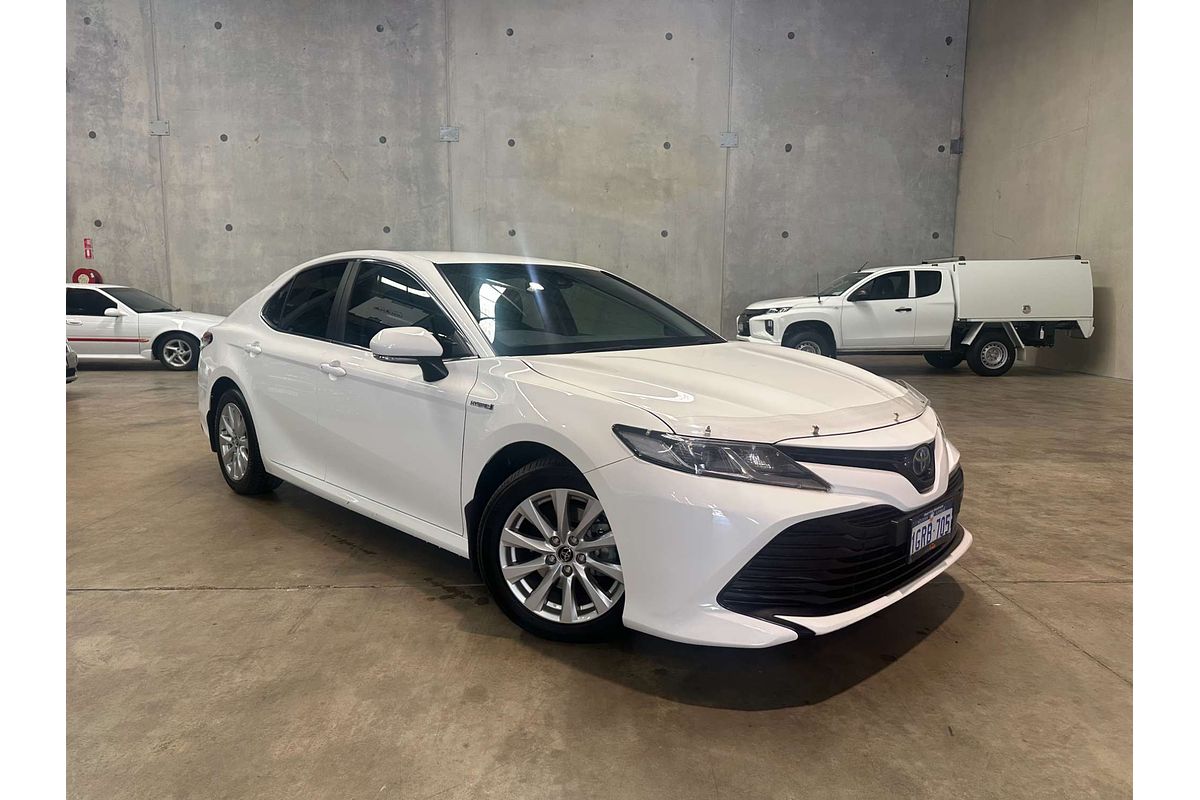 2018 Toyota Camry Ascent AXVH71R