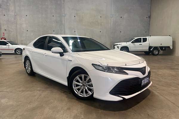 2018 Toyota Camry Ascent AXVH71R