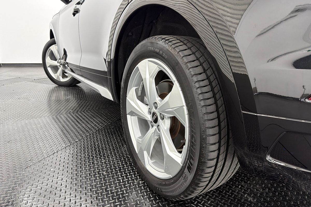 2021 Audi Q5 45 TFSI FY