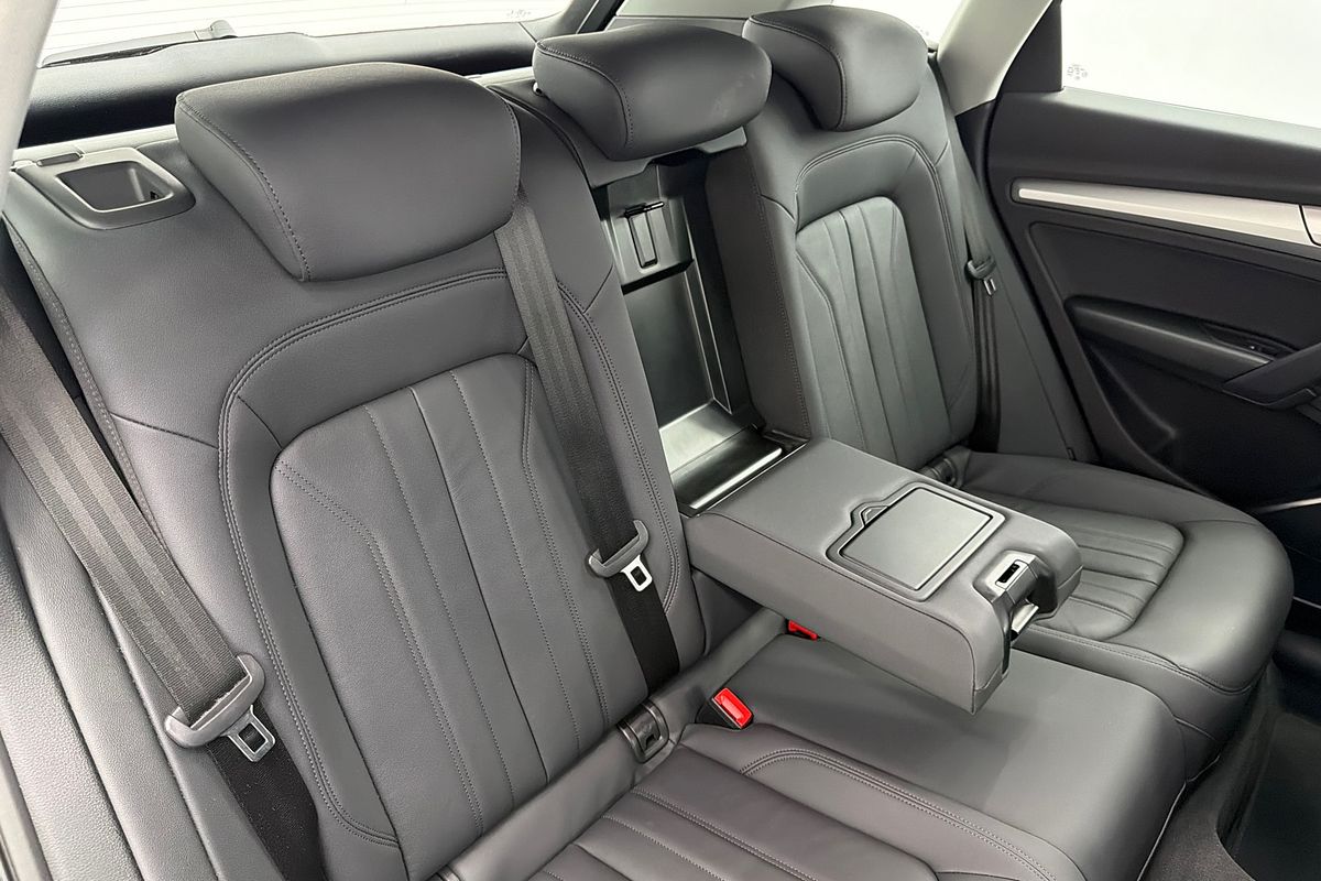 2021 Audi Q5 45 TFSI FY