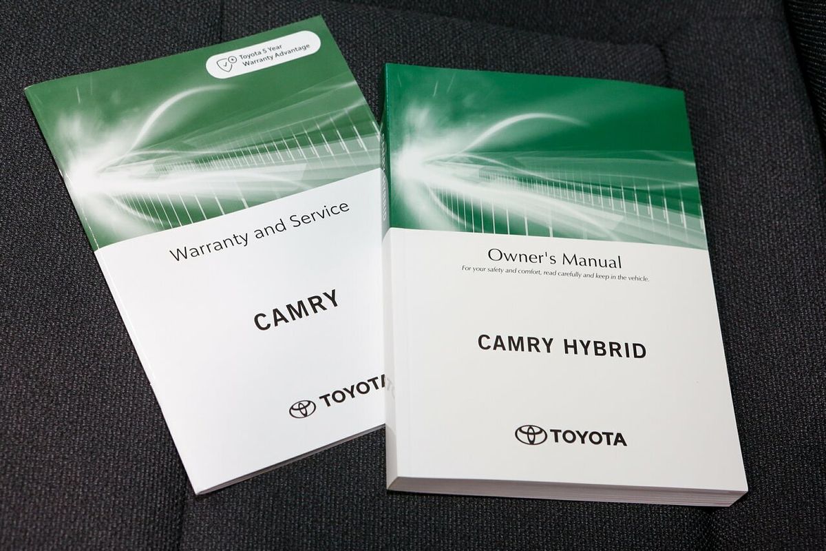 2025 Toyota Camry Ascent AXVH80R