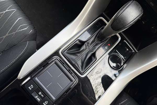 2018 Mitsubishi Eclipse Cross ES YA thumb-19