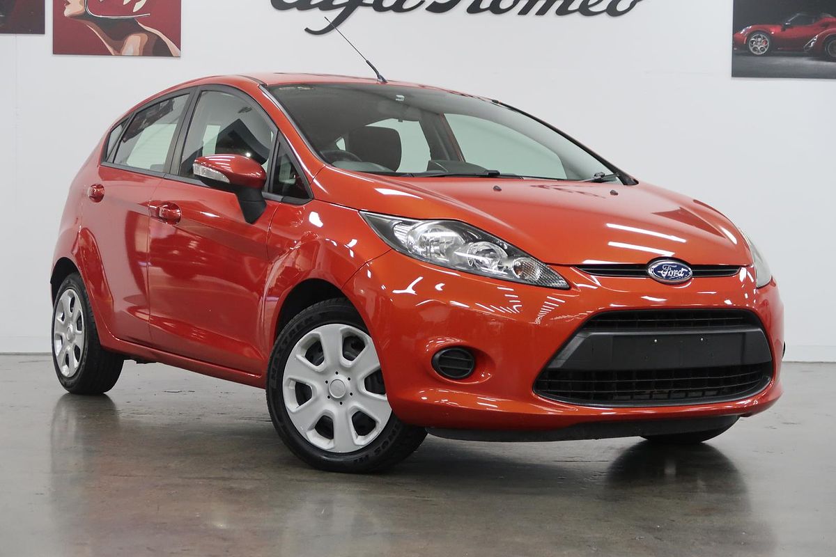 2013 Ford Fiesta CL WT
