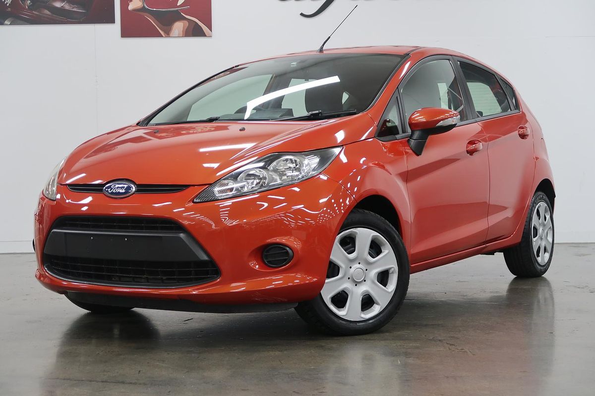 2013 Ford Fiesta CL WT