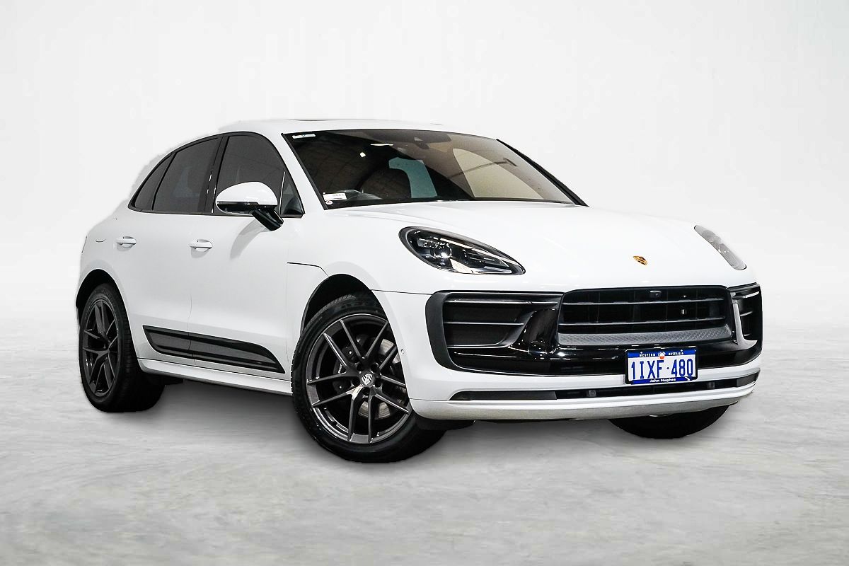 2023 Porsche Macan T 95B