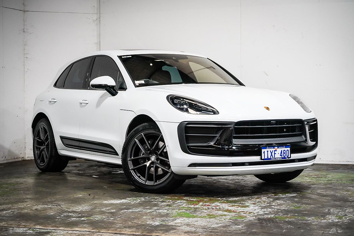 2023 Porsche Macan T 95B