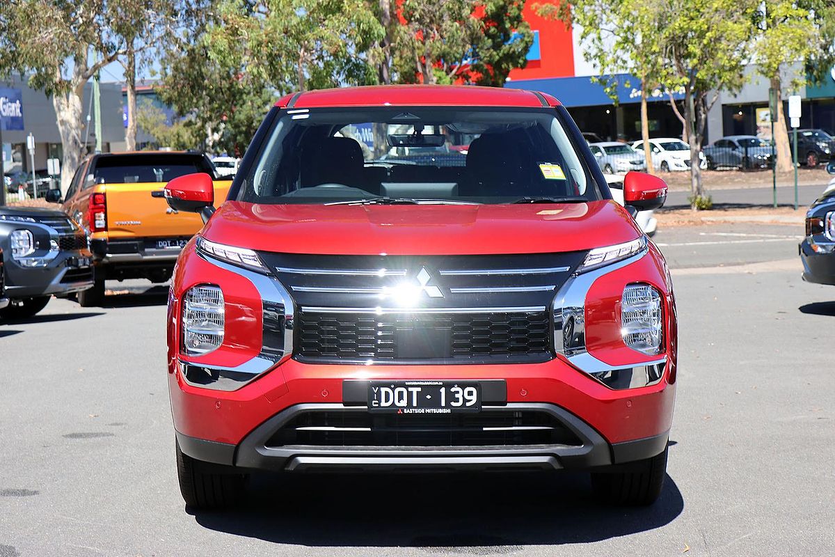 2025 Mitsubishi Outlander ES ZM