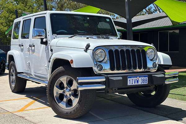 2016 Jeep Wrangler Unlimited Overland JK
