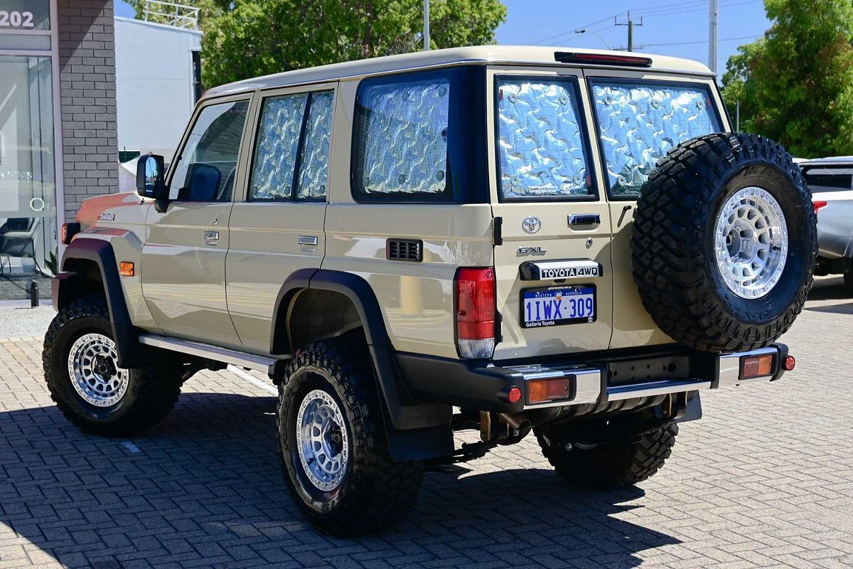 2024 Toyota Landcruiser GXL VDJL76R