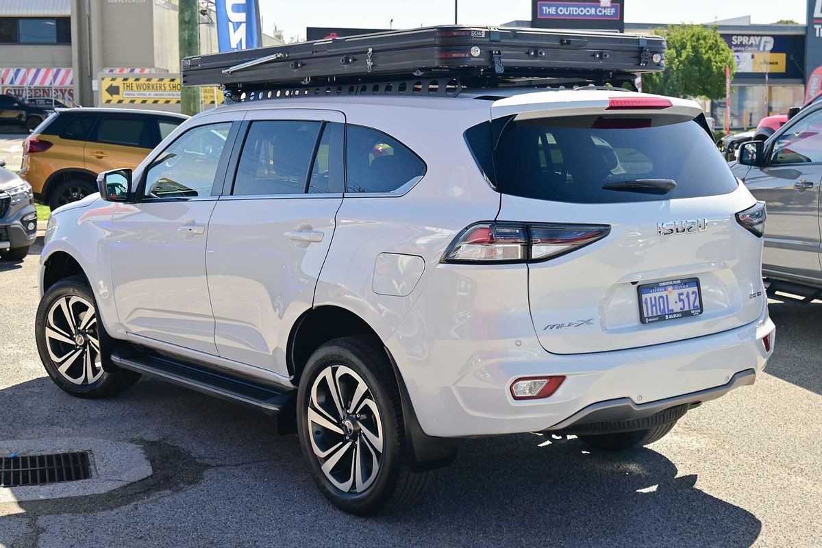 2022 Isuzu MU-X LS-T
