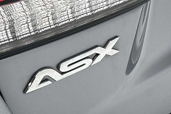 2023 Mitsubishi ASX Exceed XD thumb-21
