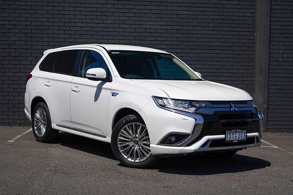 2021 Mitsubishi Outlander PHEV ES ZL