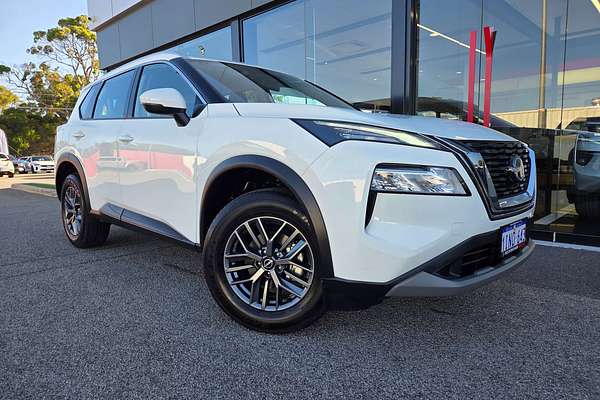 2025 Nissan X-TRAIL ST T33