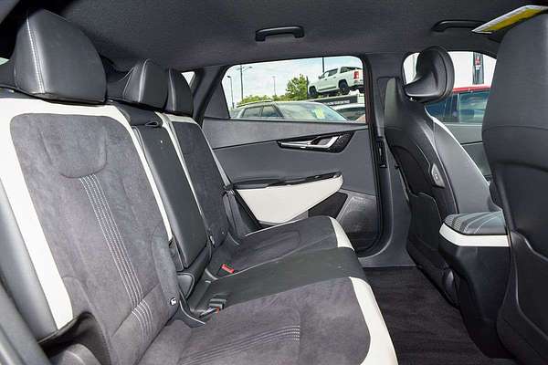 2024 Kia EV6 GT-Line CV thumb-9