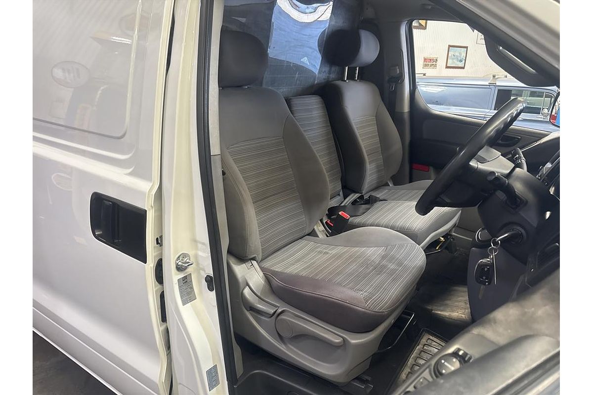 2020 Hyundai iLoad 3S TWIN SWING TQ4 MY20