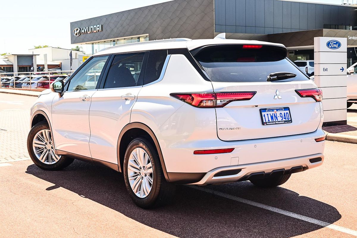 2022 Mitsubishi Outlander LS ZM