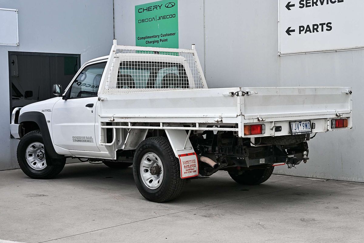 2016 Nissan Patrol DX Series 5 4X4