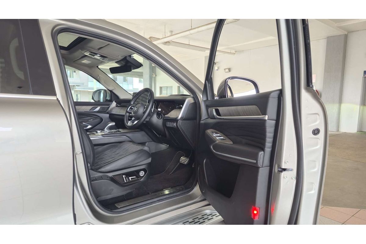 Tank 500 Luxury HEV 4X4