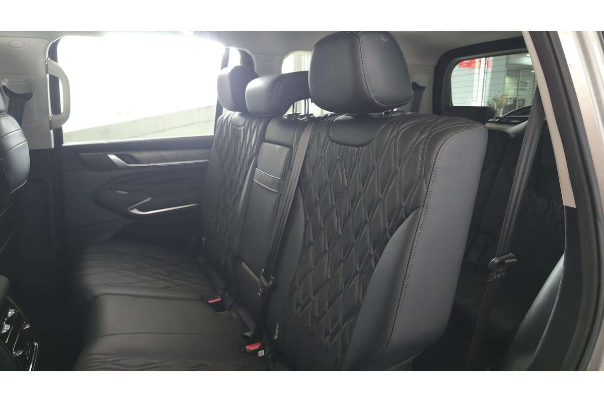 Tank 500 Luxury HEV 4X4