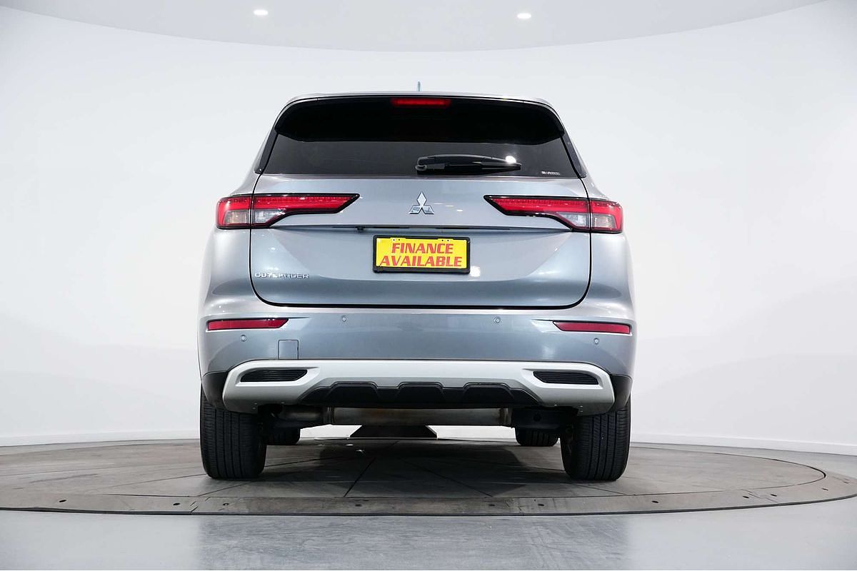 2022 Mitsubishi Outlander LS ZM