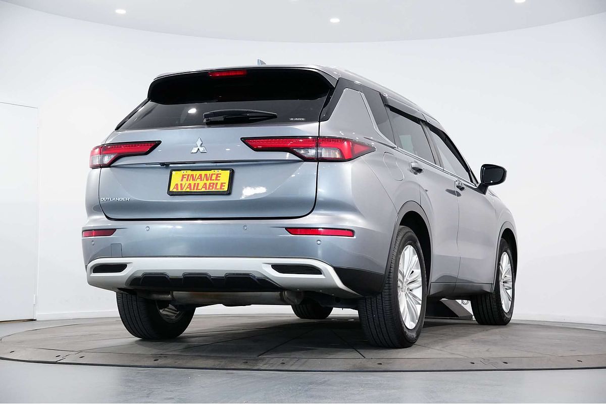 2022 Mitsubishi Outlander LS ZM