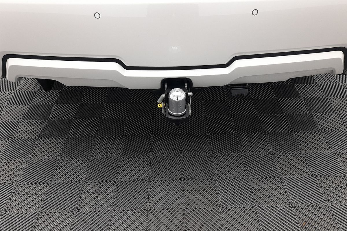 2023 Nissan Patrol Ti Y62