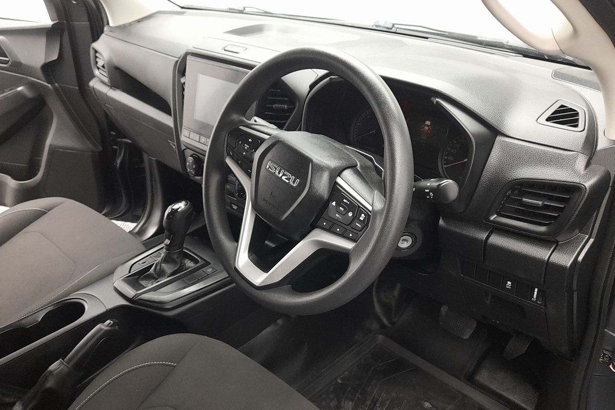 2021 Isuzu D-MAX SX High Ride  Rear Wheel Drive