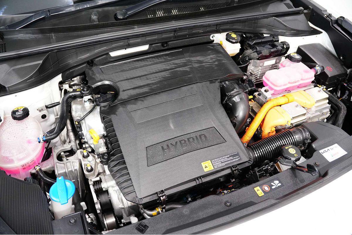 2021 Kia Niro Hybrid Sport DE