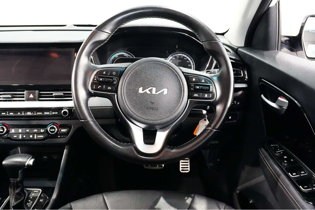 2021 Kia Niro Hybrid Sport DE