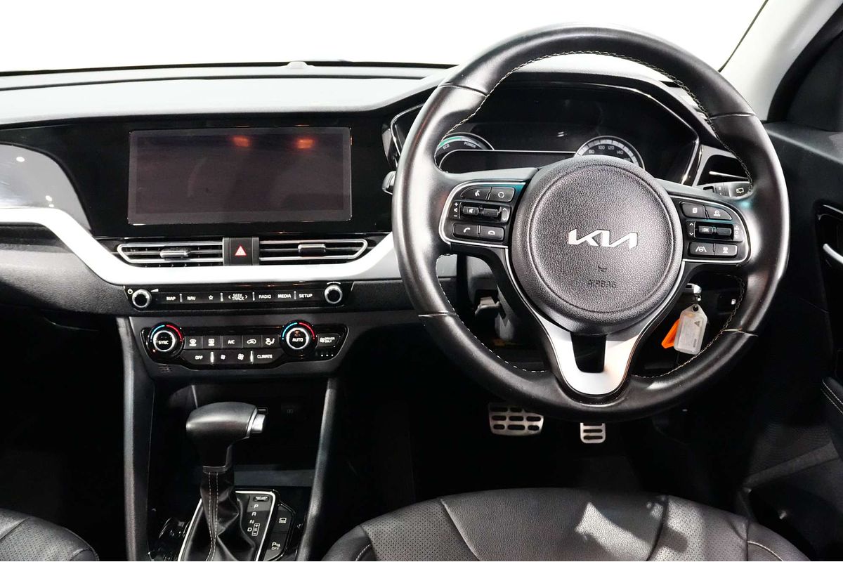 2021 Kia Niro Hybrid Sport DE