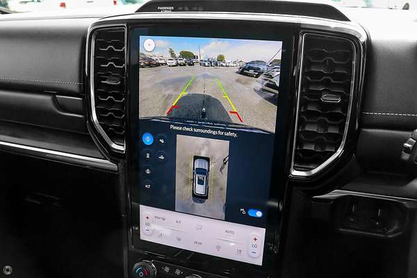 2025 Ford Everest Platinum 3.0L thumb-11