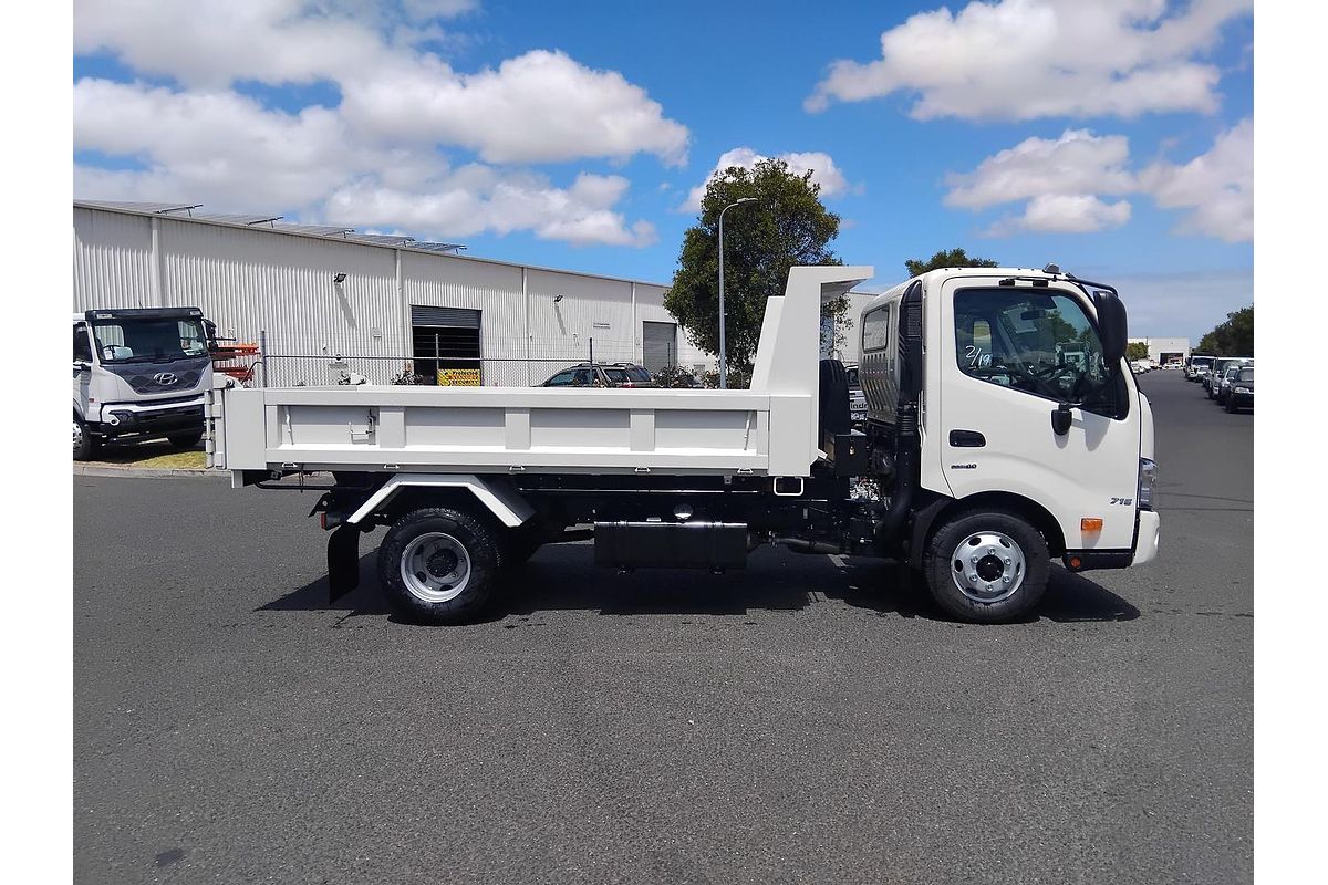 2025 Hino 716 - 300 Series