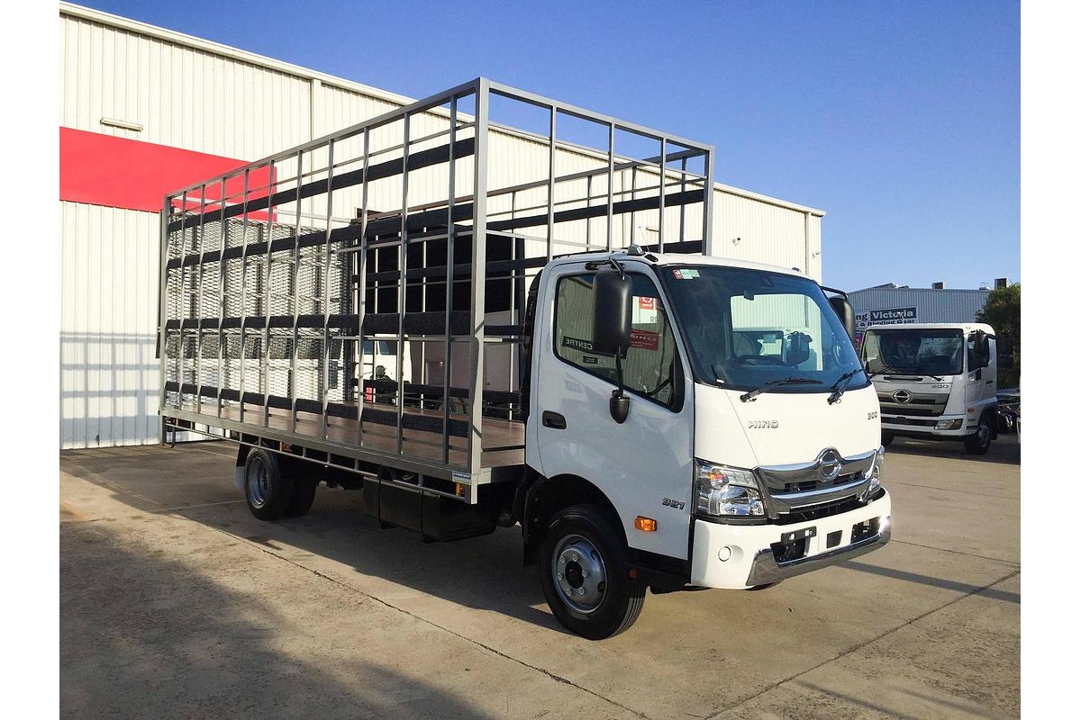 2025 Hino 921- 300 Series