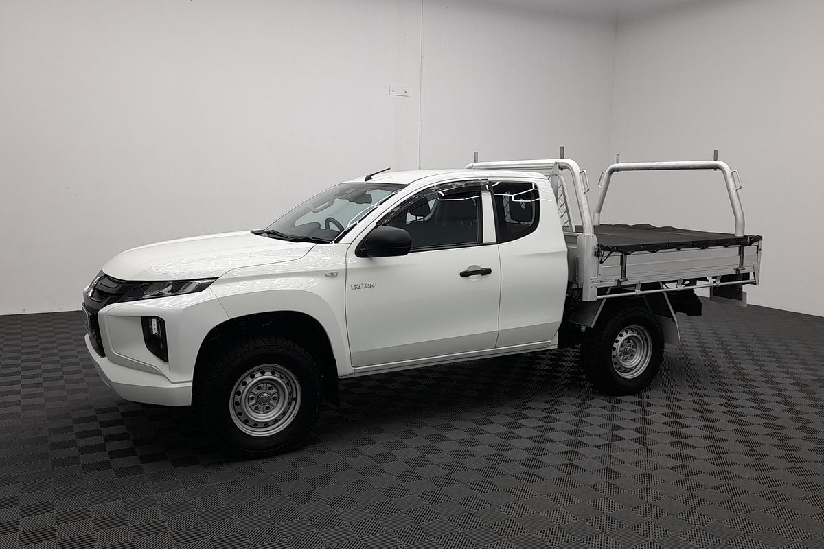 2019 Mitsubishi Triton GLX ADAS MR 4X4