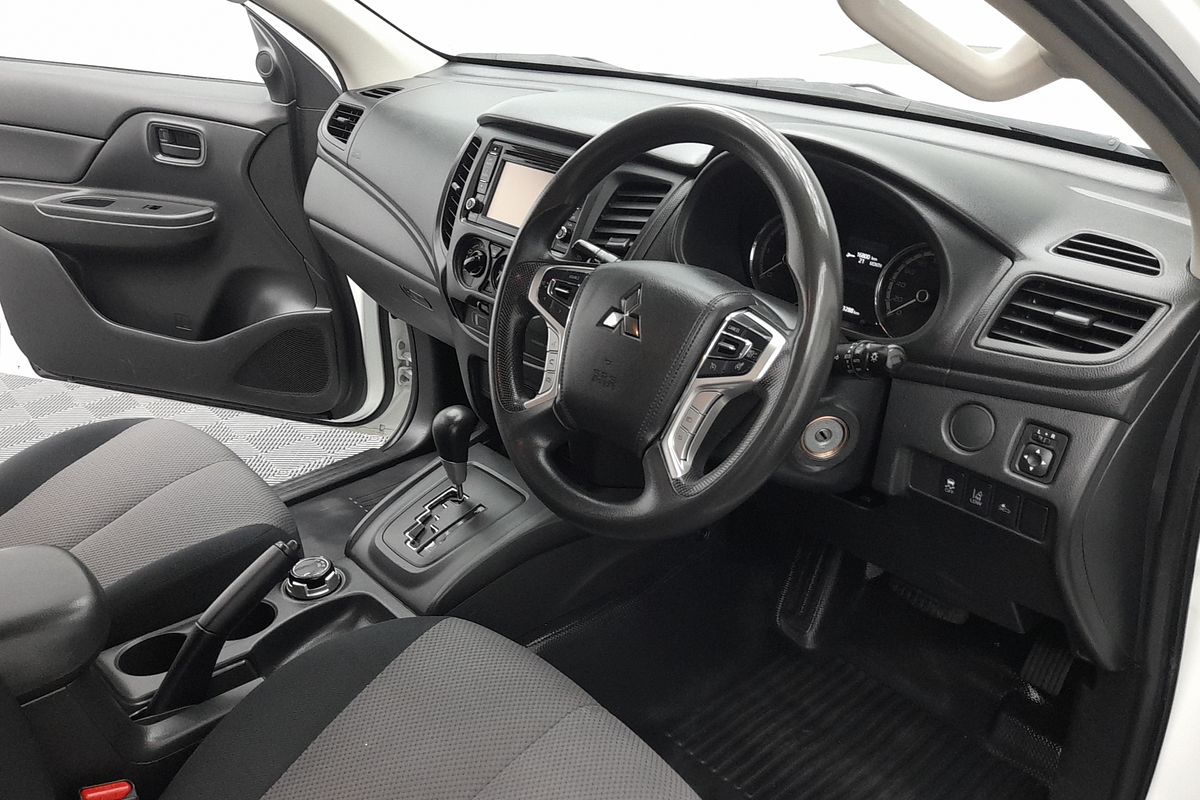 2019 Mitsubishi Triton GLX ADAS MR 4X4