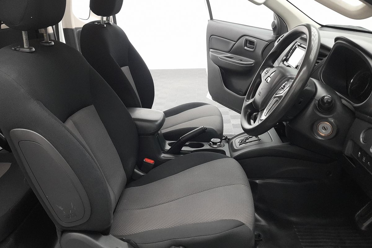 2019 Mitsubishi Triton GLX ADAS MR 4X4