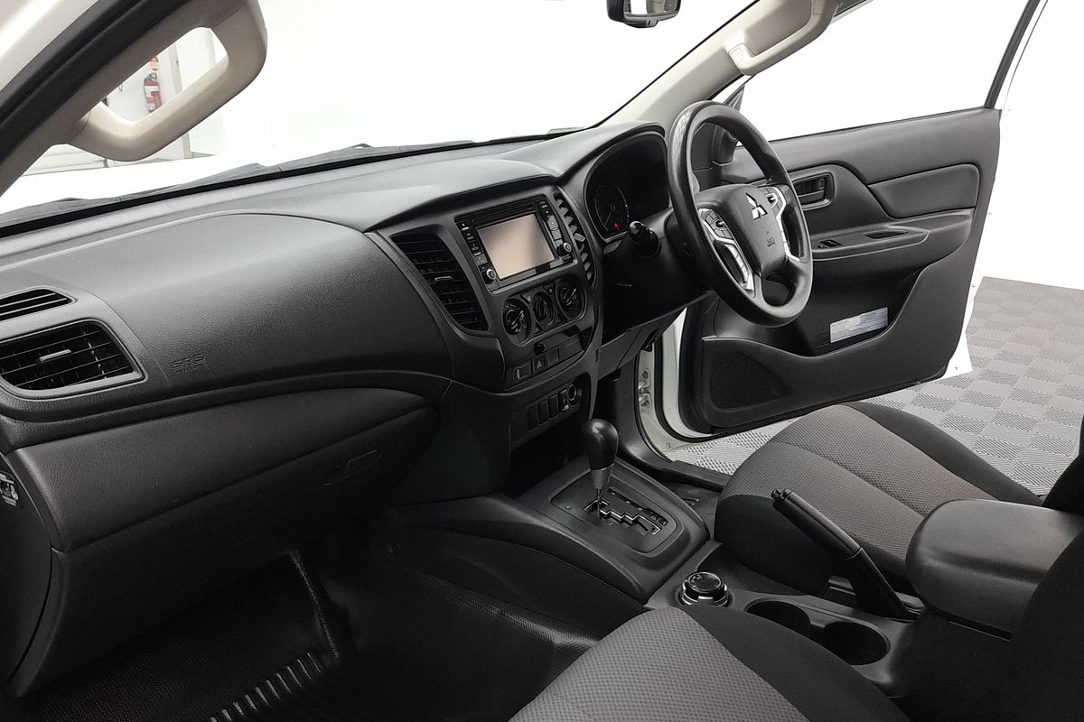 2019 Mitsubishi Triton GLX ADAS MR 4X4