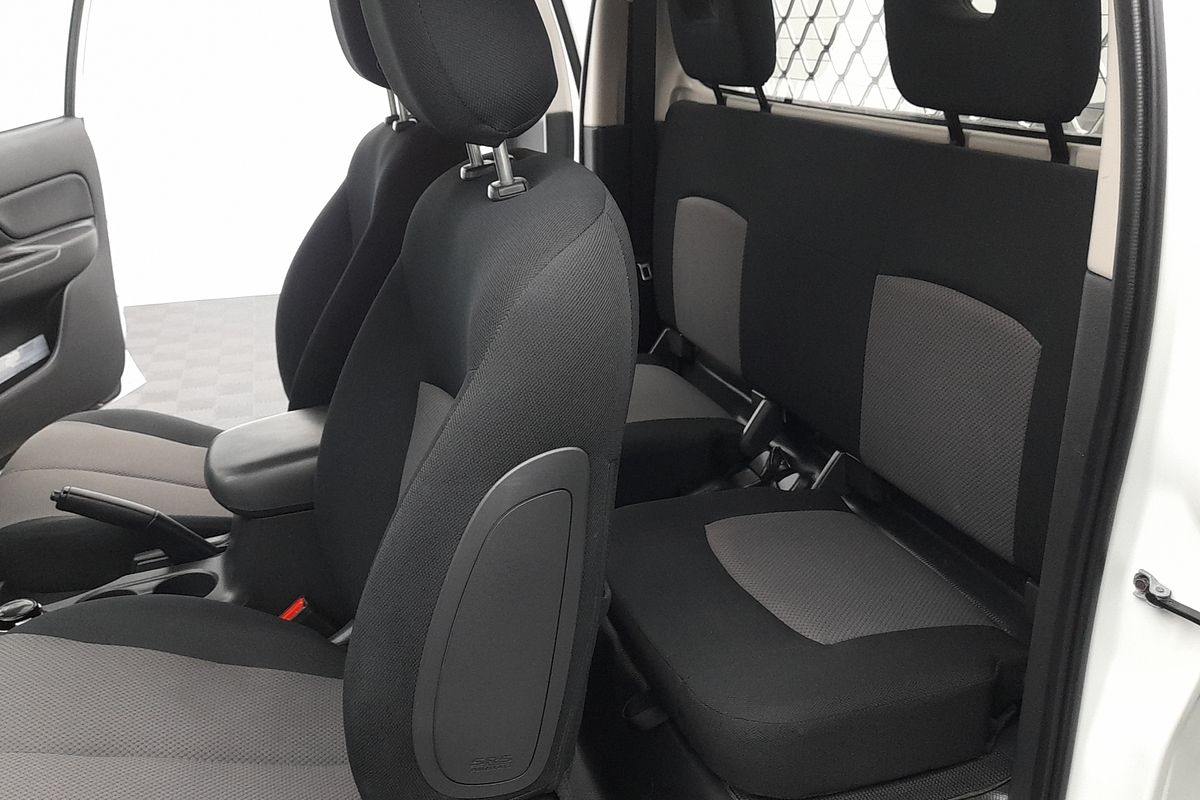 2019 Mitsubishi Triton GLX ADAS MR 4X4